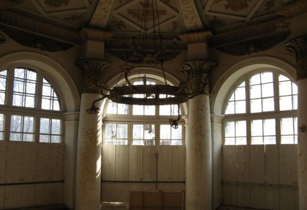 Abandoned building of the Russian Research Institute of Experimental Veterinary Medicine in Moscow
