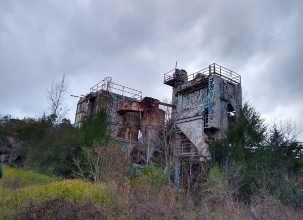 Abandoned Cement Factory here in Tallahassee Florida Got detain here