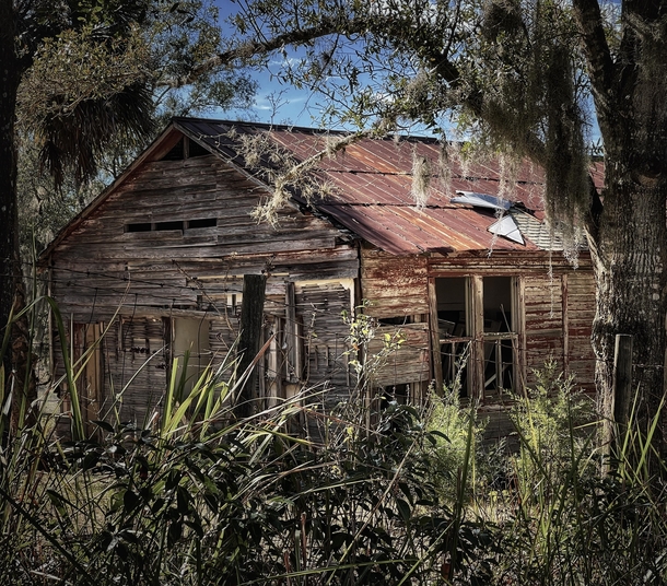 Abandoned Cracker house Lake County Florida 