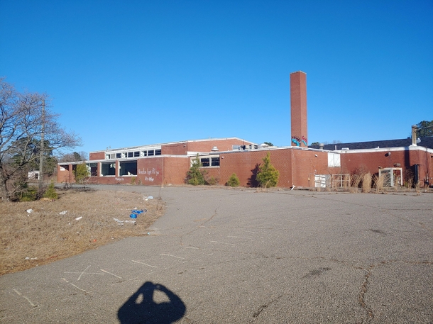 Abandoned elementary school in Cumberland County North Carolina