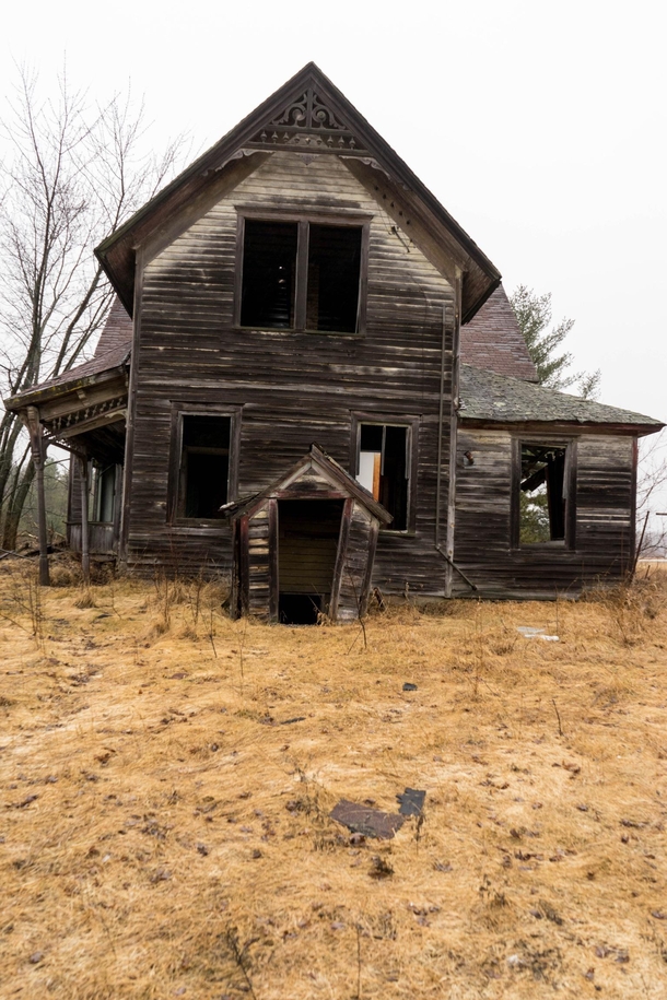 Abandoned Farm House in Wisconsin