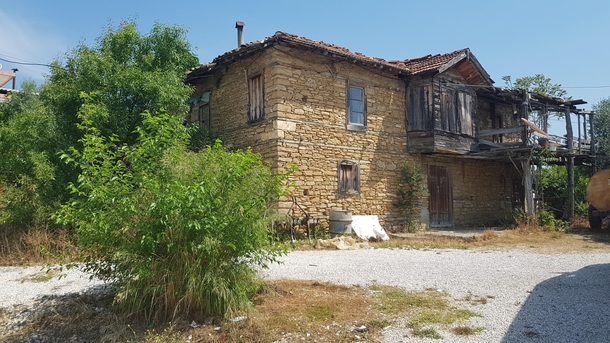 Abandoned farmhouse in a Turkish mountain village 