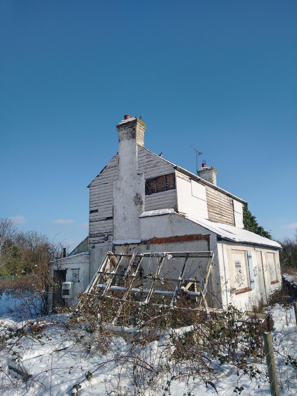 Abandoned farmhouse in kent uk