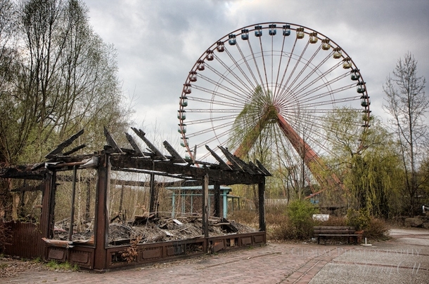 Abandoned Ferris wheel at Spreepark in Berlin 