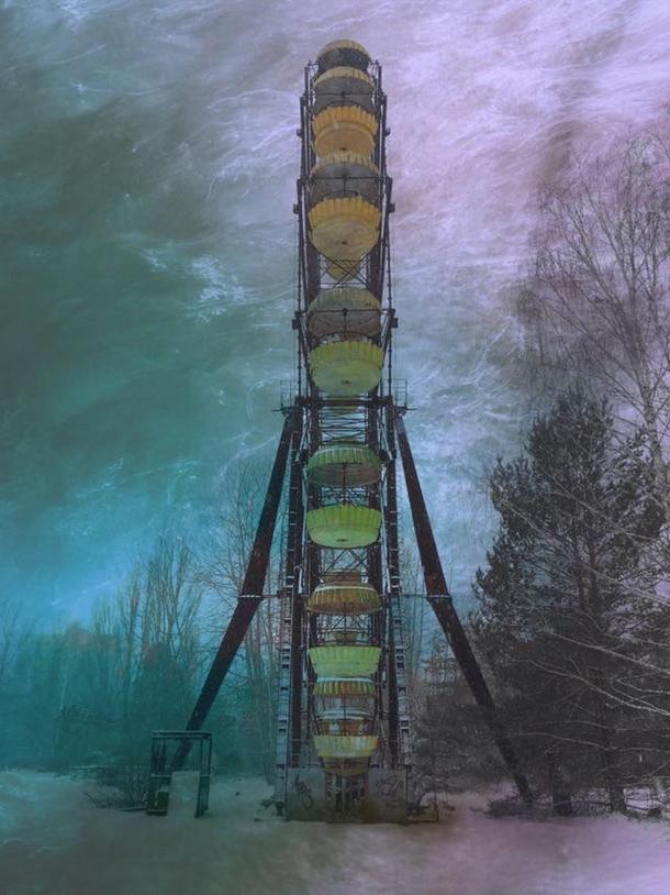 Abandoned Ferris wheel of the city of Pripyat during a blizzard