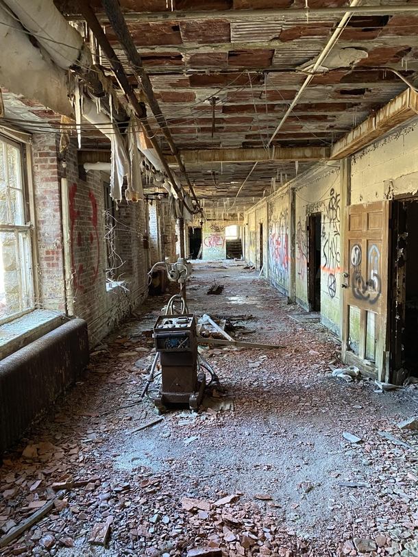 Abandoned hospital in New York
