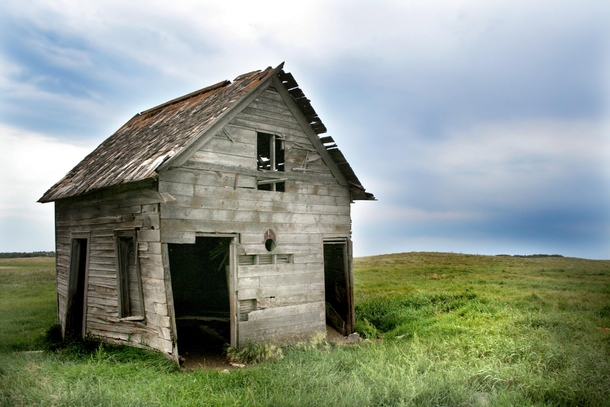 Abandoned house in North Dakota farm country 