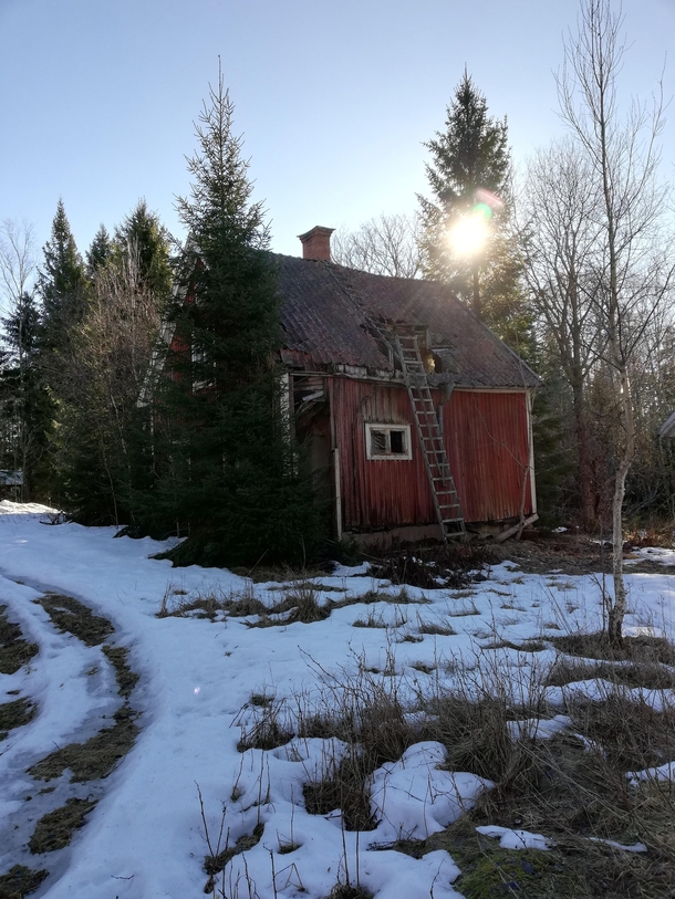 Abandoned house in the Swedish countryside 