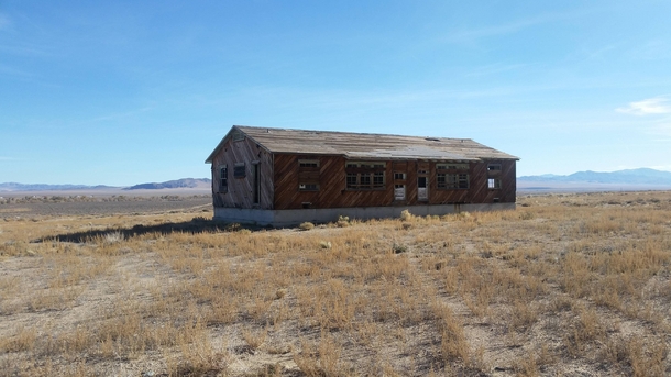 Abandoned house off I- in Nevada 