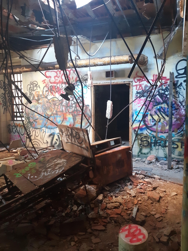 Abandoned insane asylum New York