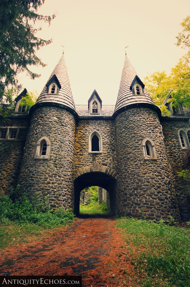 abandoned castle washington