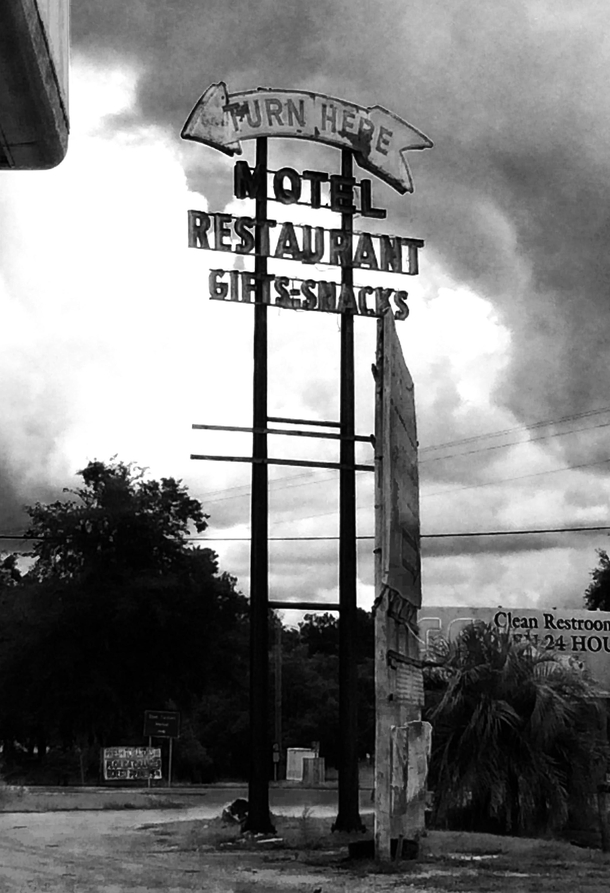 Abandoned motel sign north Florida