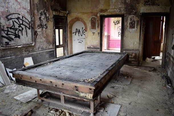 Abandoned oldschool pool table