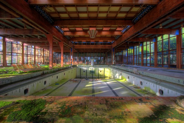 Abandoned Pool in New York 