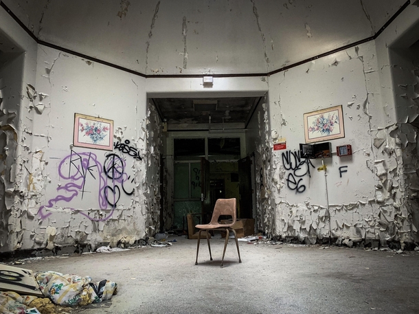 Abandoned residential institution New York  OC