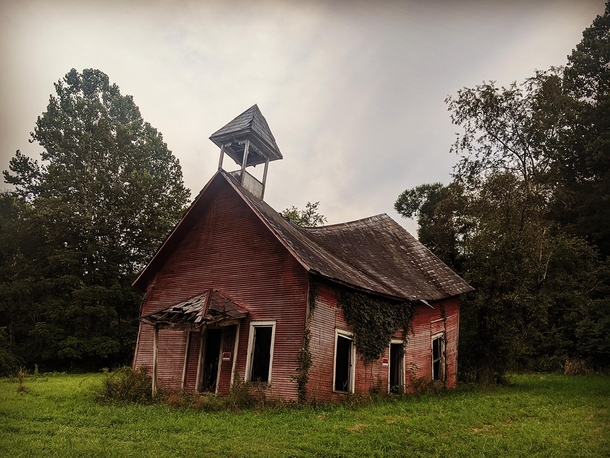Abandoned schoolhouse in rural Ohio