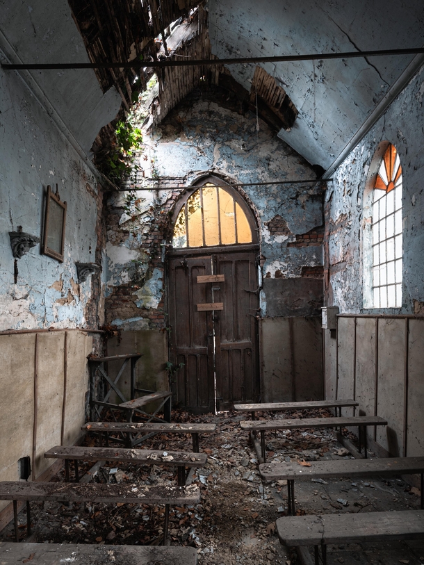 Abandoned th-century chapel in Belgium
