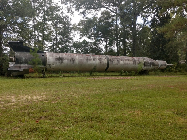 Abandoned United states rocket  X 