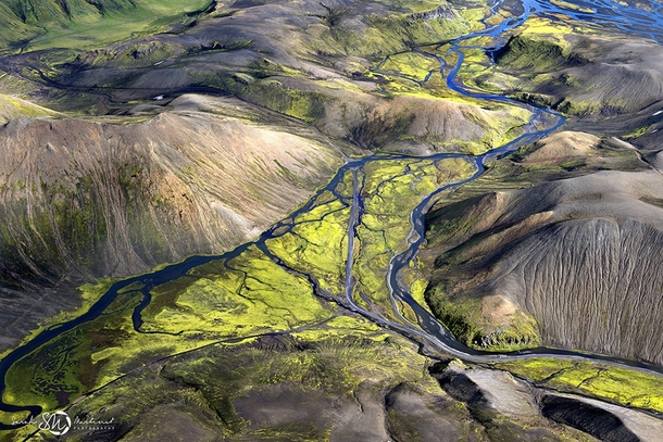 Aerial photo of Iceland by Sarah Martinet 