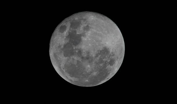 Amateur photographer- first time shooting the moon