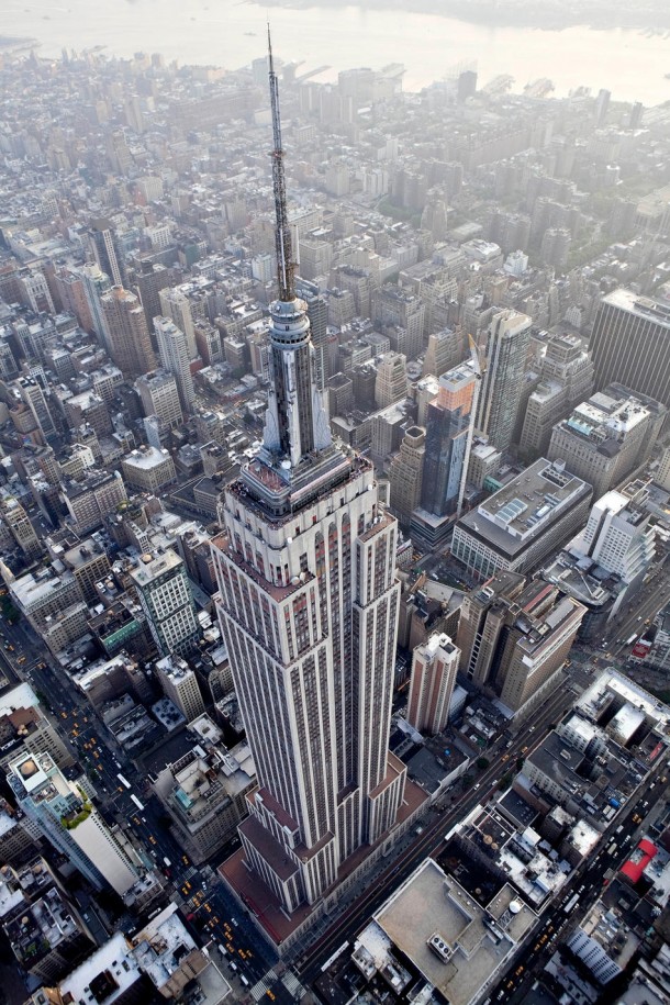 Amazing aerial perspective of the Empire State Building 