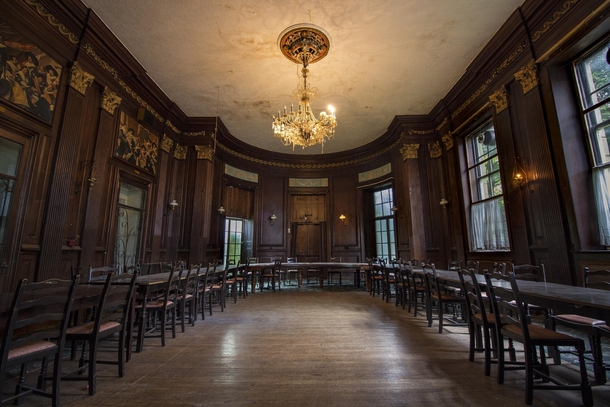 Amazing Dining Room Inside Abandoned Mansion ELECTRICITY STILL WORKING -  LeeRielly