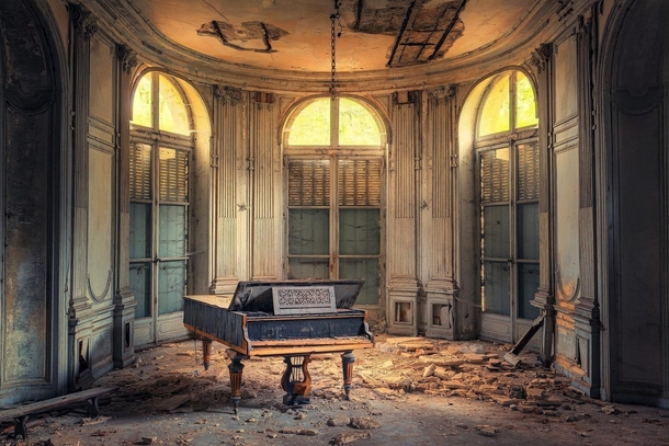 An abandoned chateau in France  by Thomas Mueller 