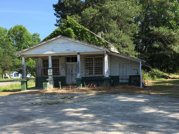 An abandoned store North Carolina