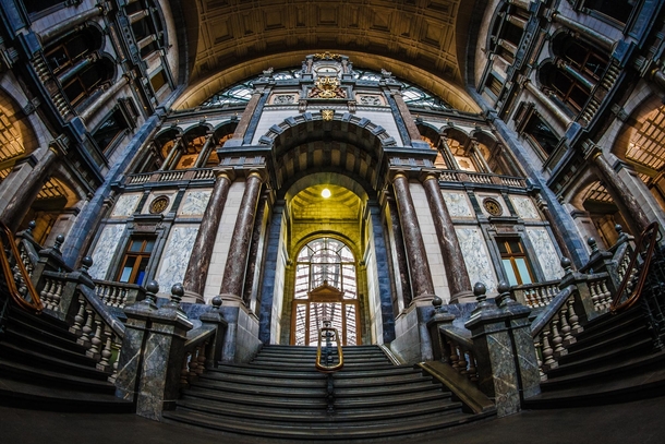 Antwerp Central Station through a fish eye lens 