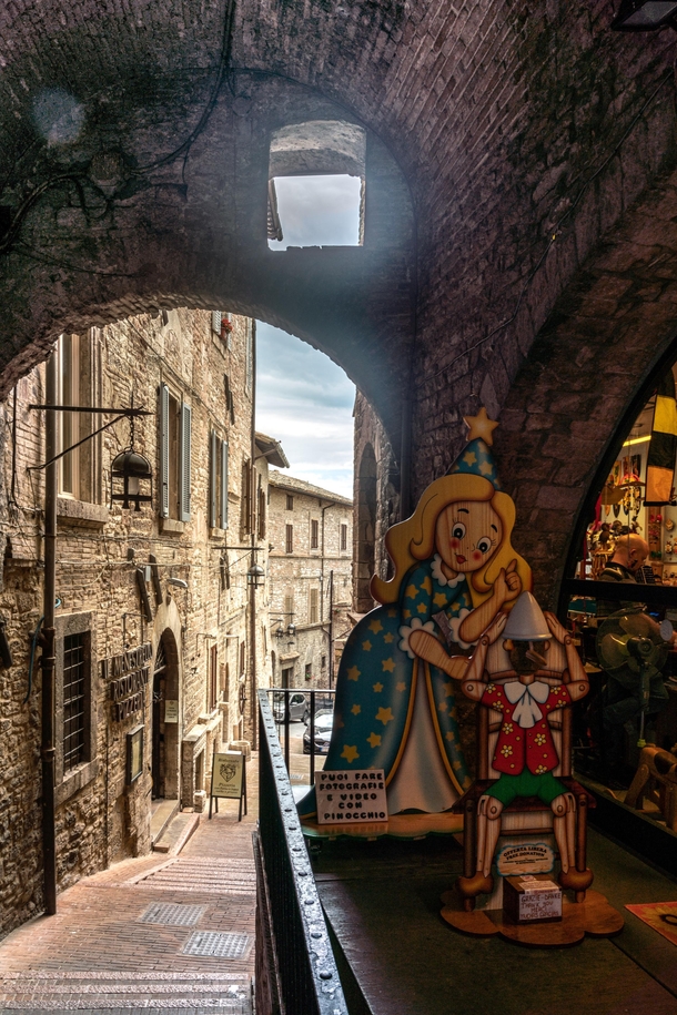 Assisi backalley