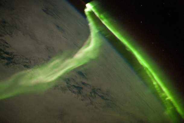 Aurora Australis Observed from the ISS 