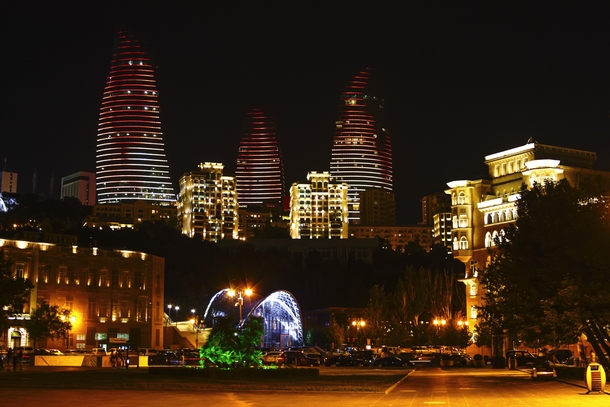 Baku at night photo by AlixSaz 