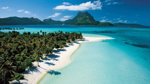 Beach in Tahiti 