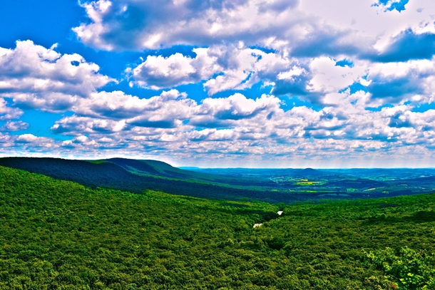 Beautiful Hills of Pennsylvania from Hawk Mt 