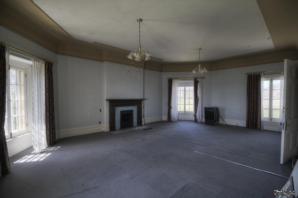 Beautiful Room That was Likely The Master Bedroom in This Abandoned s Mansion in Ontario 