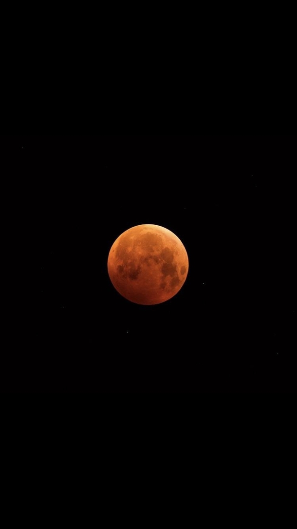 Blood moon in the Netherlands -  