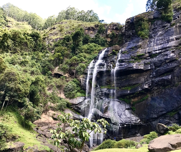 Bomuru Falls at Sri Lanka x OC