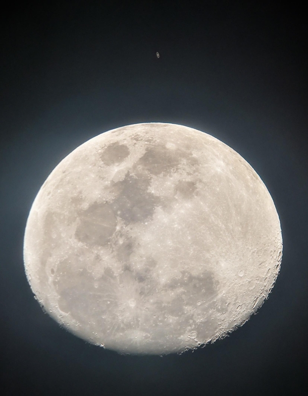 Captured this image of Saturn next to the Moon a few weeks ago