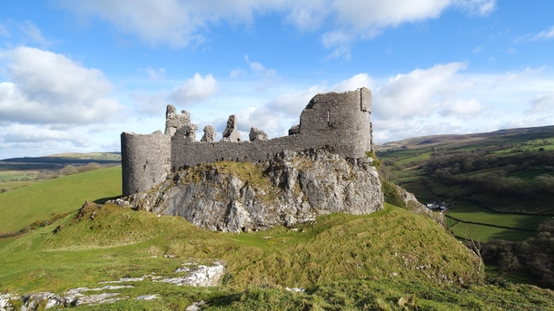 Carreg Cennen - The Welsh Castle With A Cave Carmarthenshire Wales x OC