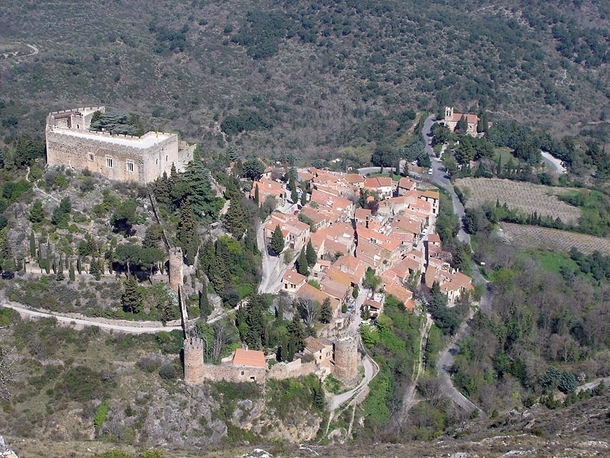 Castelnou France 