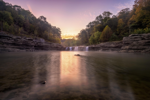 Cataract Falls in Indiana showing the first signs of autumn 
