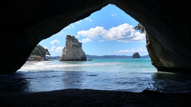 Cave Picture from Cathedral Cove in Coromandel New Zealand 
