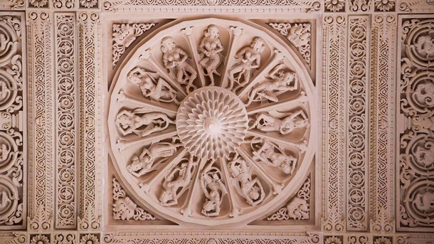Ceiling of Akshardham temple New Delhi 