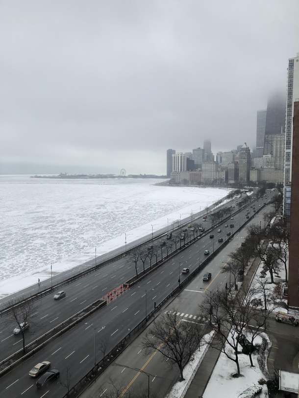 Chicago - Looking south down Lakeshore Drive