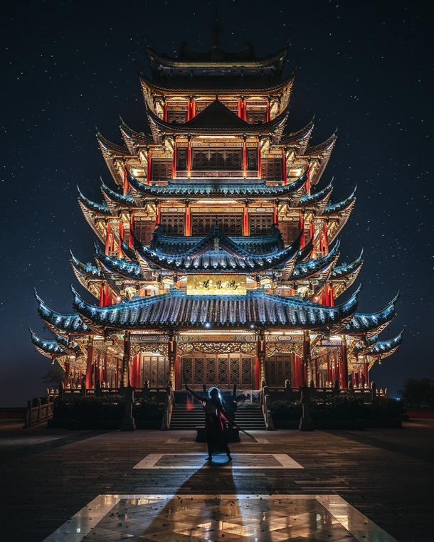 Chongqing China  - Hongensi Temple Credit rkrkrk