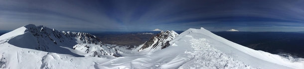 Climbed Mount St Helens yesterday Heres a panorama of the summit and crater 