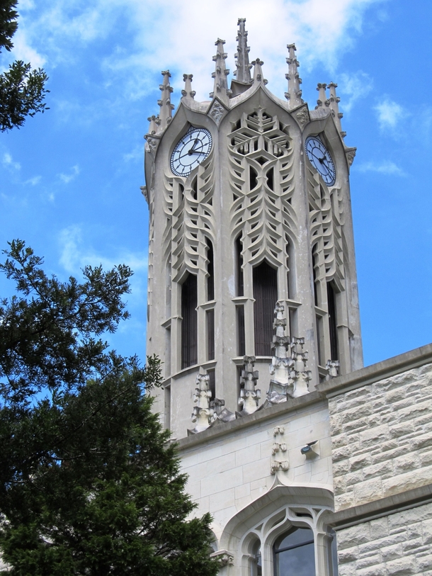 Clock tower University of Auckland 