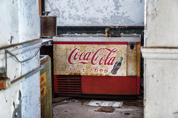 Coke versus Pepsi a choice in this abandoned Japanese hotels ballroom