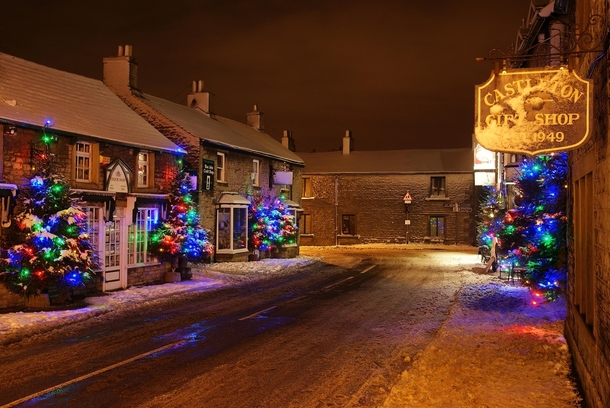 Cold winter night in Castleton England 