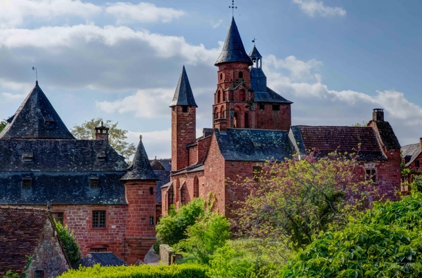 Collonges-la-Rouge Corrze France - Photorator